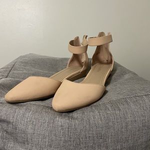 Dream Paris tan flat strap shoes